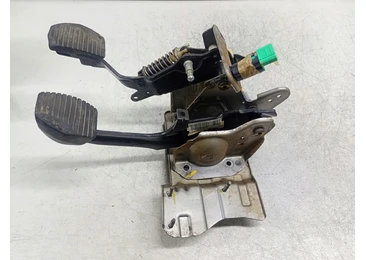 Pod pedalier Peugeot 207 1 (2006 - 2009) 1.6 HDi 9HX