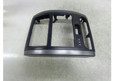 Ornament bord 68260JG10A P10380A75100 Nissan X-Trail T31 (2007 - 2011)