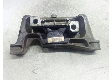 Suport motor A2462402617 Infiniti Q30 1 (2016 - 2020) 2.2 d 651.930