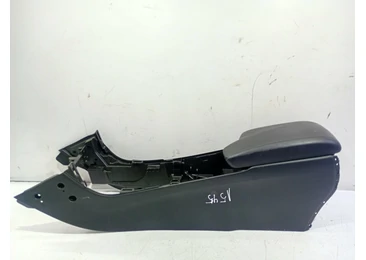 Consola centrala 969925df0a Infiniti Q30 1 (2016 - 2020) 2.2 d 651.930