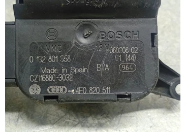 Motoras clapeta mixaj aer 4F0820511 Audi A6 4F/C6 (2004 - 2008) - miniatura 3