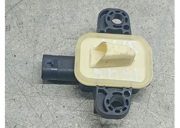 Senzor impact A1668210351 Infiniti Q30 1 (2016 - 2020) 651.930