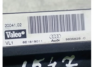 Radiator electric bord 8E1819011 Audi A4 B7 (2004 - 2008) - miniatura 3