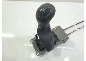 Timonerie manuala 5 trepte 8200396768 Renault Megane 2 (2002 - 2006) - miniatura 2