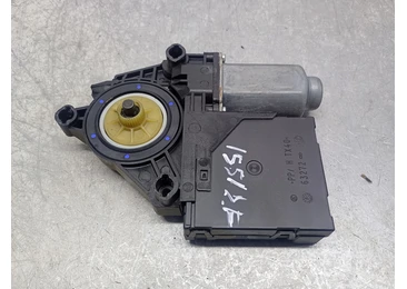 Motoras geam dreapta fata 1T0959702R Skoda Octavia 2 (facelift) (2008 - 2013) CAYC