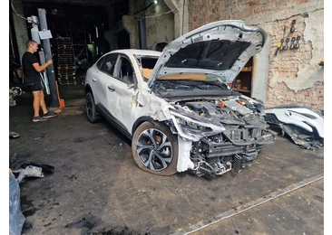 Renault Arkana 1 facelift (2023–2025) - miniatura 5