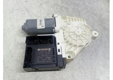 Motoras geam stanga fata 1T0959701L Volkswagen Passat CC 1 (2008 - 2012) CBA