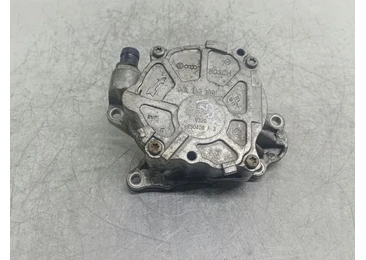 Pompa vacuum 03L145100 Volkswagen Passat CC 1 (2008 - 2012) CBA