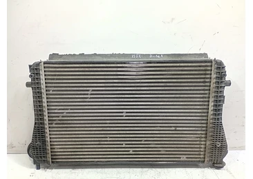 Radiator intercooler Volkswagen Passat CC 1 (2008 - 2012) - miniatura 2