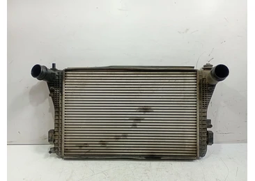 Radiator intercooler 1k0145803bn Skoda Octavia 2 (facelift) (2008 - 2013) 1.6 TDI CAYC