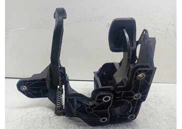 Pod pedalier 465105948R Renault Master 3 (2st facelift) (2019 - 2024) M9T710