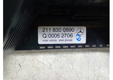 Panou clima ac 2118300890 Mercedes Benz E-Class W211/S211 (2002 - 2006) - miniatura 4