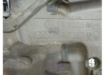 Capac protectie motor 03L103925am Volkswagen Passat CC 1 (2008 - 2012) - miniatura 4