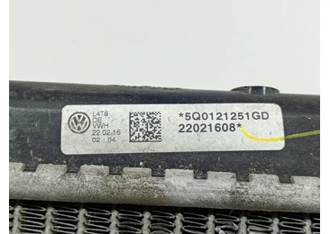 Radiator apa 5q0121251gd Volkswagen Passat B8 (2014 - 2020) - miniatura 3