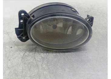 Proiector ceata dreapta A1698201656 Mercedes Benz E-Class W211/S211 (2002 - 2006) OM642.920
