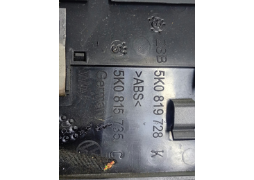 Grila ventilatie bord 5K0819728K Volkswagen Golf 6 (2008 - 2015) - miniatura 3
