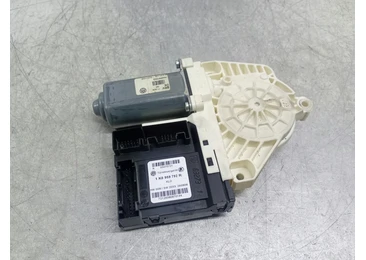 Motoras geam dreapta fata 1K0959702 Volkswagen Golf 6 (2008 - 2015) cbdc