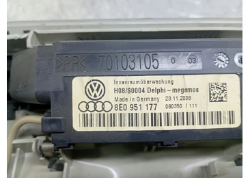 Plafoniera 8E0951177 Audi A4 B7 (2004 - 2008) - miniatura 3