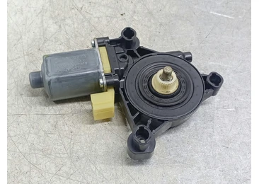 Motoras geam stanga fata 5Q0959802B Skoda Octavia 3 (2013 - 2017) CRKB