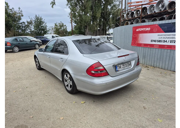 Mercedes Benz E-Class W211/S211 (2002 - 2006) - miniatura 2