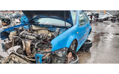Volkswagen Golf 4 (1997 - 2006) - imagine 2