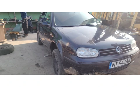 Volkswagen Golf 4 (1997 - 2006) - imagine 3
