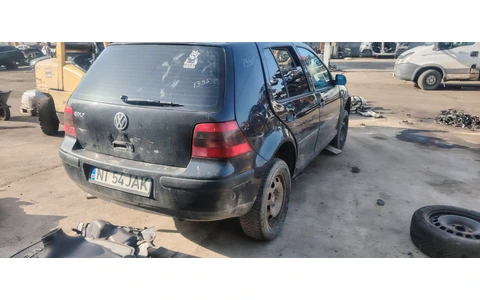 Volkswagen Golf 4 (1997 - 2006) - imagine 4