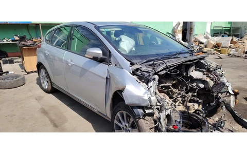 Ford Focus 3 (2011 - 2015) - imagine 3