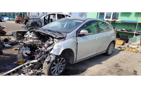 Ford Focus 3 (2011 - 2015) - imagine 2
