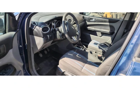 Ford Focus 2 (facelift) (2008 - 2011) - imagine 3