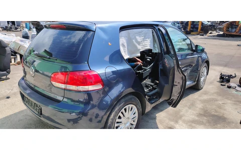 Volkswagen Golf 6 (2008 - 2015) - imagine 4