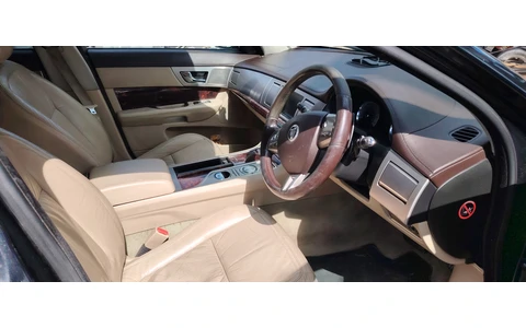 Jaguar XF X250 (2007 - 2011) - imagine 7