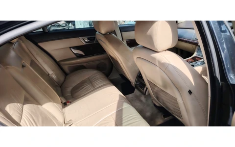 Jaguar XF X250 (2007 - 2011) - imagine 6