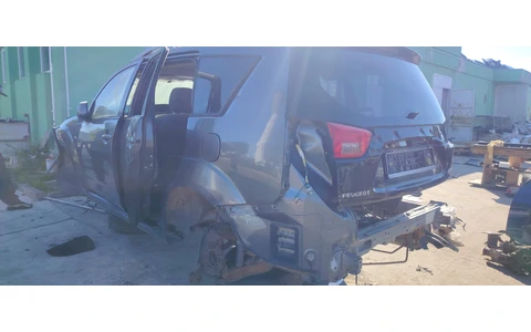 Peugeot 4007 1 (2007 - 2012) - imagine 4