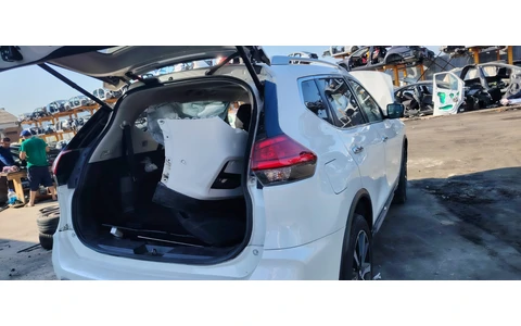 Nissan X-Trail T32 (facelift) (2017 - 2020) - imagine 3