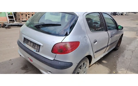 Peugeot 206 1 (facelift) (2002 - 2009) - imagine 6