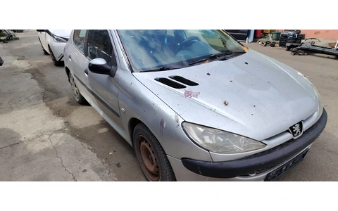 Peugeot 206 1 (facelift) (2002 - 2009) - imagine 3