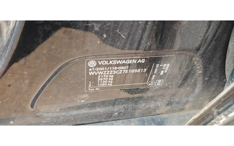 Volkswagen Passat B6 (2005 - 2010) - imagine 6