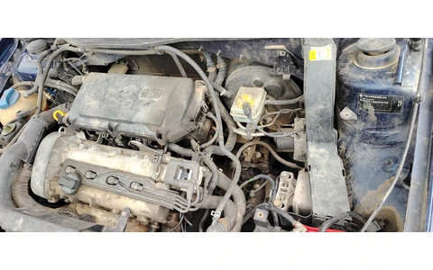 Volkswagen Golf 4 (1997 - 2006) - imagine 5