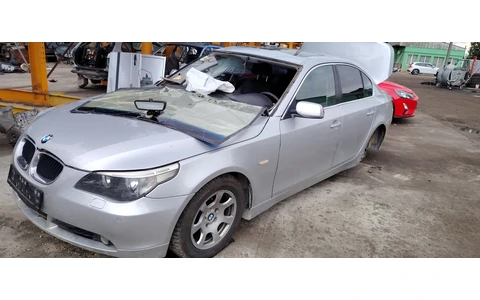 BMW Seria 5 E60/E61 (2003 - 2007) - imagine 2