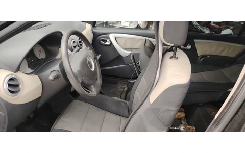 Dacia Sandero 1 (2008 - 2012) - imagine 5