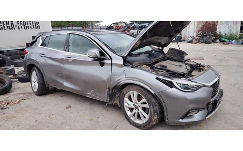 Infiniti Q30 1 (2016 - 2020) - imagine 1