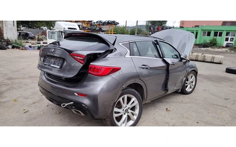 Infiniti Q30 1 (2016 - 2020) - imagine 3