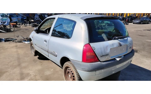 Renault Clio 2 (facelift) (2001 - 2005) - imagine 4