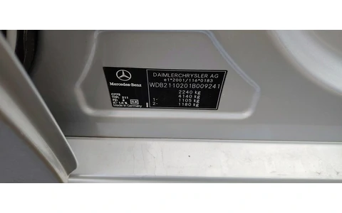 Mercedes Benz E-Class W211/S211 (2002 - 2006) - imagine 5