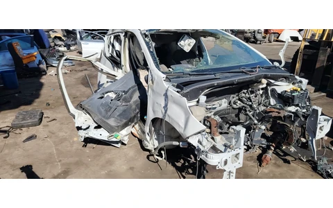 Peugeot 2008 1 (2013 - 2017) - imagine 2