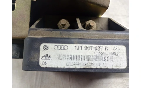 Senzor ESP 1j0907657b Volkswagen Golf 4 (1997 - 2006) - imagine 2