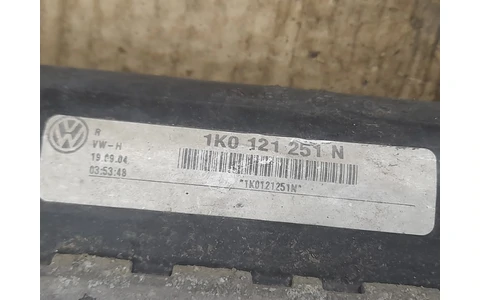Radiator apa 1k0121251N Volkswagen Golf 5 (2003 - 2009) - imagine 3