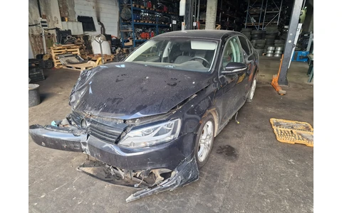 Volkswagen Jetta 6 (2010 - 2014) - imagine 2