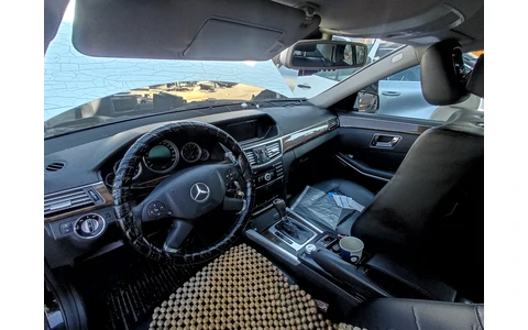 Mercedes Benz E-Class W212 (2009 - 2013) - imagine 6